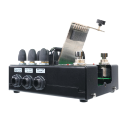 AMT BULAVA SS-30 - трёхканальный JFET гитарный предусилитель [без БП]