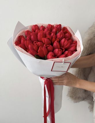 Доставка цветов в Волгограде - FLOWER34.RU - 101 роза в колбах в виде сердца