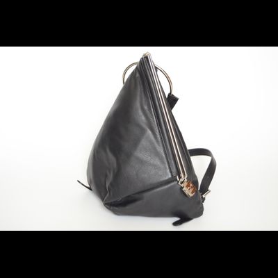 Сумка - рюкзак Ренато Анжи черный гладкий