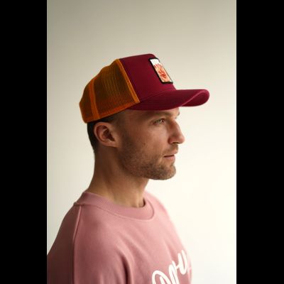 БЕЙСБОЛКА ПРИЯТНО "НУТАН"