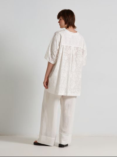 Белая легкая летняя блуза