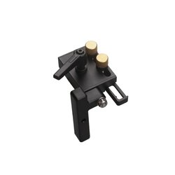 Ограничитель для ДЛЯ T-TRACK НАПРАВЛЯЮЩЕЙ С ПАЗОМ-линейкой (правая малая лапка)