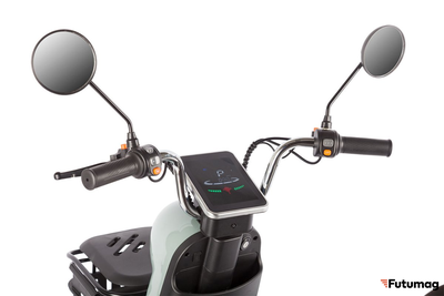 Электротрицикл Rutrike Gelbert Beta 48V/60V 800Вт серо-белый