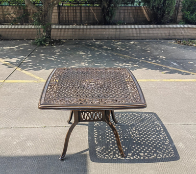 Стол из литого алюминия Rosolini 100