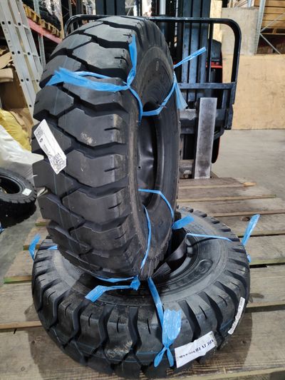 Шина 6.50-10 10PR D301 Deestone