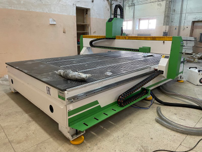 Фрезерно-гравировальный станок с ЧПУ WoodTec CH 2030L