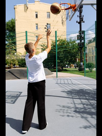 Спортивные брюки с утяжками черные