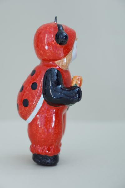 Малышка-божья коровка-маскарад