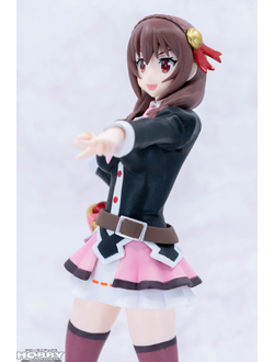 Фигурка Юн-юн (Yunyun)