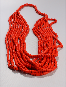 Колье из дерева "Ярусы мелкие шарики" красное