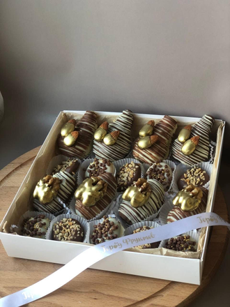 Бокс с сухофруктами