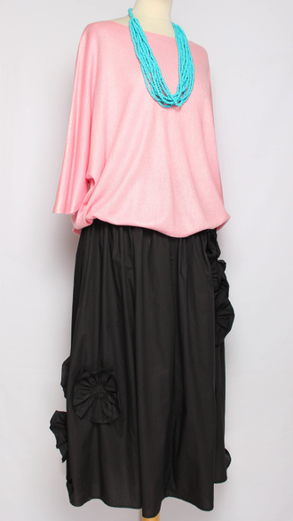 ЮБКА НАРЯДНАЯ ХЛОПОК "АППЛИКАЦИИ ЦВЕТЫ " черная до р.54