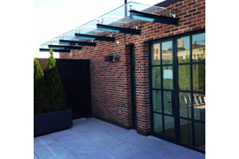 Остекление козырька триплексом