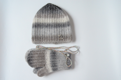 Шапка и варежки Vizio Италия