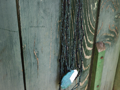 Сказки братьев Гримм. Кулон (колье) из полимерной глины с каплями "росы" - украшение в стиле фэнтези