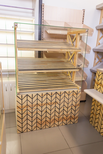 (ЭКС0200) Хлебная витрина "EXCLUSIVE" с 3-мя наклонными полками