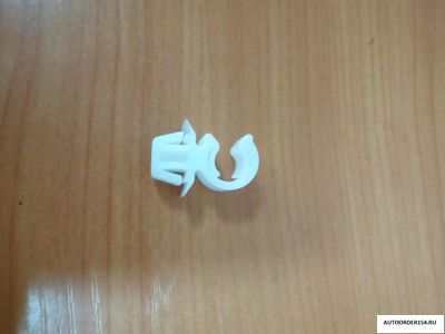 Держатель штанги упора капота Лада Приора (цена за 10 шт.) 21700-8407138-00