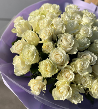 Букет "Космос" из 51 крупной розы