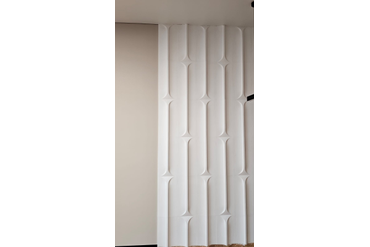 Ну и монтаж можно производить как с оставлением швов, так и без них – зашпаклевать и вышлифовать их наждачкой до невидимости. Чаще делают композицию бесшовной. 
На фото вариант раскладки 1. Композиция без швов.