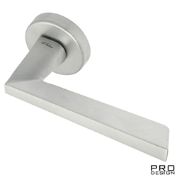 Дверная ручка на круглом основании Fratelli Cattini "UNICA" 7-CS матовый хром