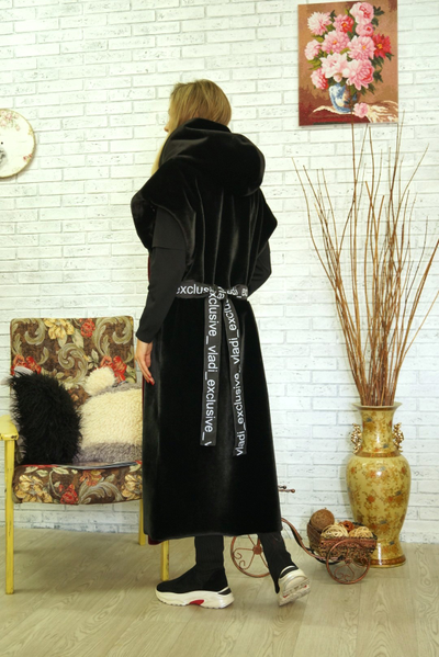 Жилет из эко меха модель 127