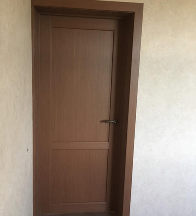 OPTIMA PORTE/ TURIN 502.21 ОРЕХ КЛАССИЧЕСКИЙ/ САТИН СВЕТЛОЕ. ПОЛОТНО ОСТЕКЛЕННОЕ