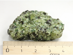 Хризолит (Перидот, Оливин), кристаллы на породе, США (41*30*15 мм, 25 г) №38088