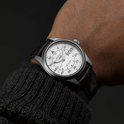 Наручные часы Seiko SRPJ87K1