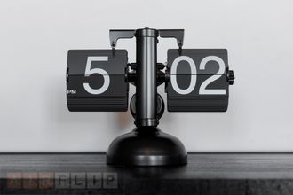 Air-flip clock Black