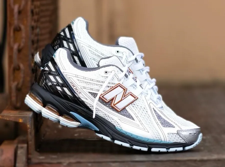 New Balance 1906R White Grey