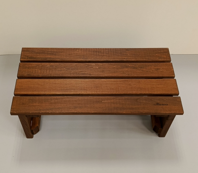 Подставка универсальная (низкая лавка, ступень) тонированная, с покрытием