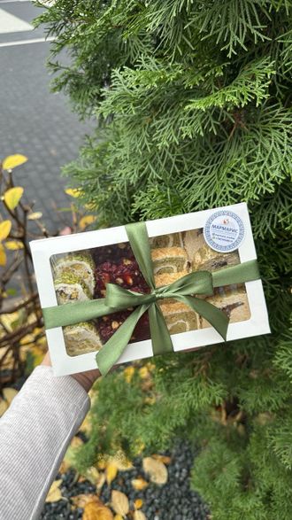 Набор рахат-лукума с халвой Фисташковое ассорти, 524 гр