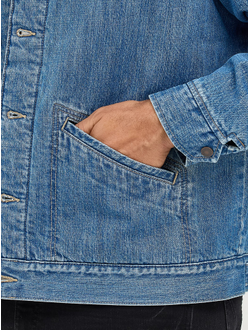 Куртка Wrangler® Straight Yoke Sherpa Lined Denim Jacket