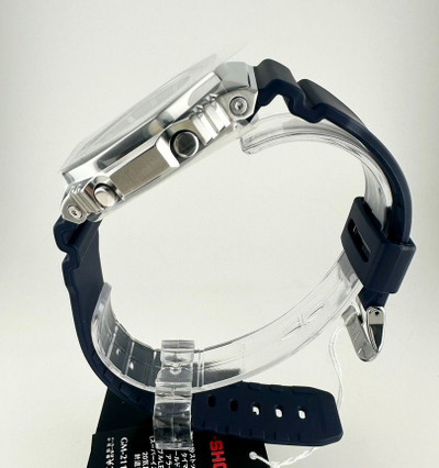 Часы Casio G-Shock GM-2110SH-2A