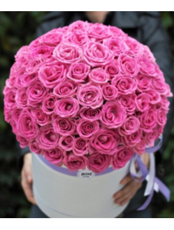 101 розовая роза в шляпной коробке