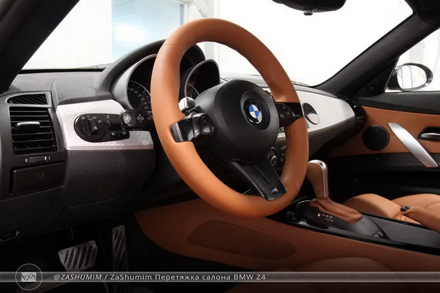 Перетяжка салон BMW Z4