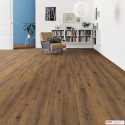 Декор ламината Haro Tritty 100 Дуб Италика дымчатый 530327 в интерьере комнаты