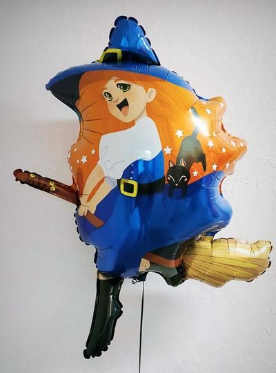 Ведьма на метле (91 см)