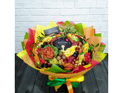 Яркий букет из сухофруктов с мёдом Карнавал