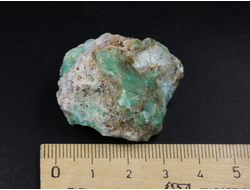 Хризопраз, необработанный образец, Казахстан (33*30*21 мм, вес: 19,7 г) №25695