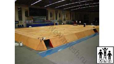 Сборка помоста для борцовских ковров