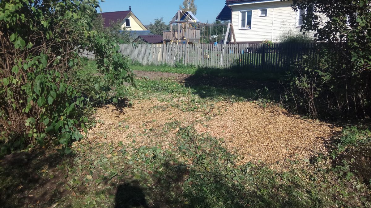 Измельчение веток в д. Городня Батецкого района