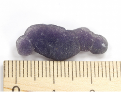 Халцедон фиолетовый виноградный, коллекционный образец, Индонезия (25*10*8 мм, 2,3 г) №28604