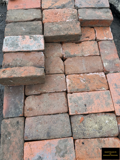 красный немецкий кирпич