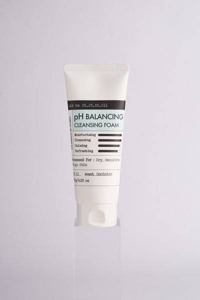 DERMA FACTORY Очищающая пенка для лица  pH баланс pH Balancing Cleansing Foam (120 г)