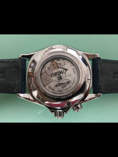 Наручные часы Seiko SPB339J1