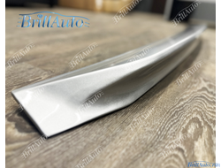 Спойлер Toyota Land Cruiser 200 07-15 серебристый 1F7