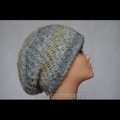 Бежевый лохматый женский берет зима 2020 вязаный Vizio Италия 6480