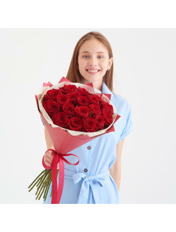 19 красных роз “Red Naomi”