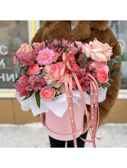 Авторская композиция в розовых оттенках